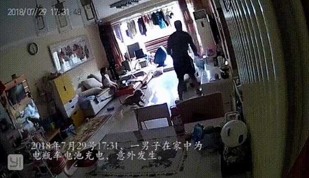 轿车爆炸瞬间惊险逃生，车主机智应对幸免于难