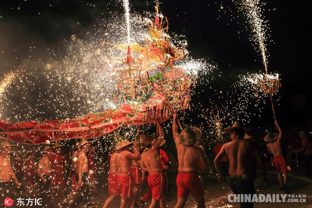 广东跨年烟花秀梦幻视觉盛宴真相揭秘，假传闻破除疑云